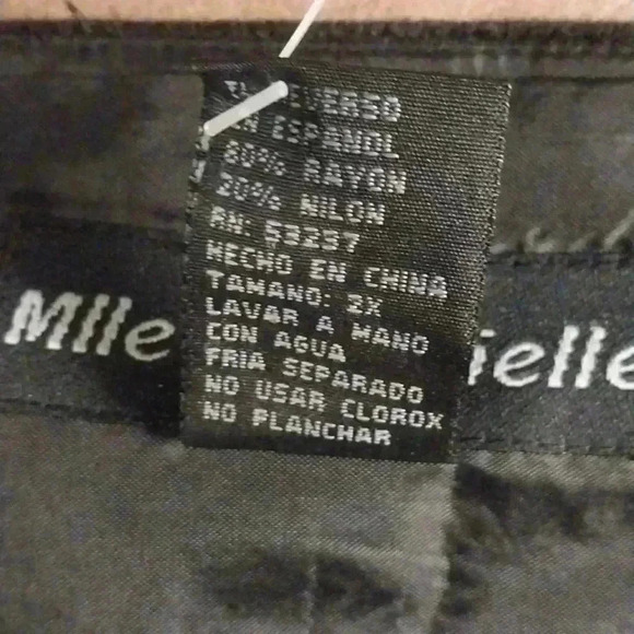 Mlle Gabrielle Black Crushed Velvet Embroidered/ Sequined Waist Side Zip Skirt - Picture 5 of 8